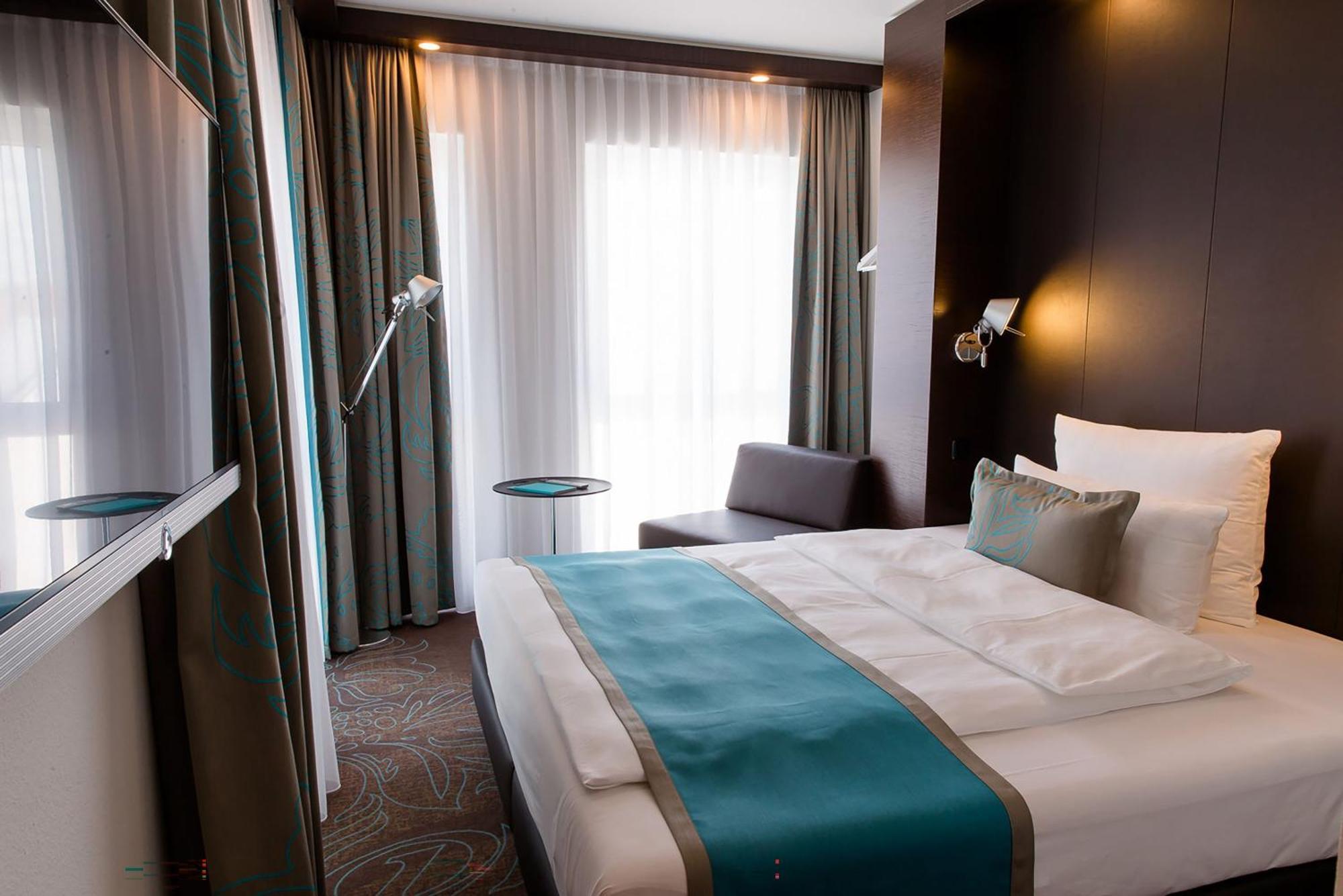 Motel One Stuttgart-Bad Cannstatt Bagian luar foto