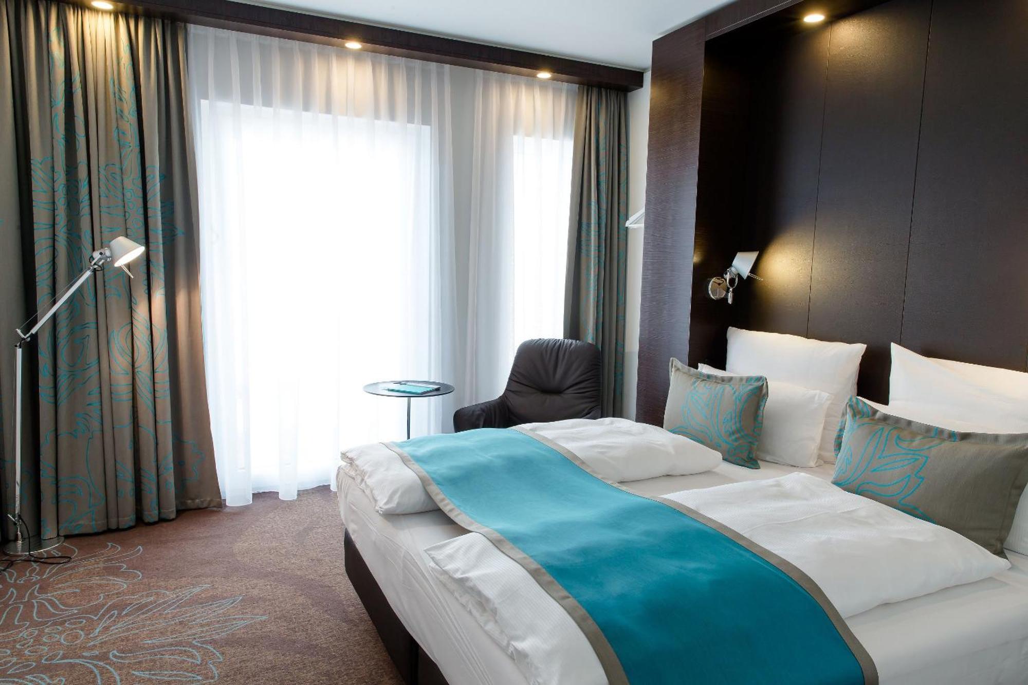 Motel One Stuttgart-Bad Cannstatt Bagian luar foto
