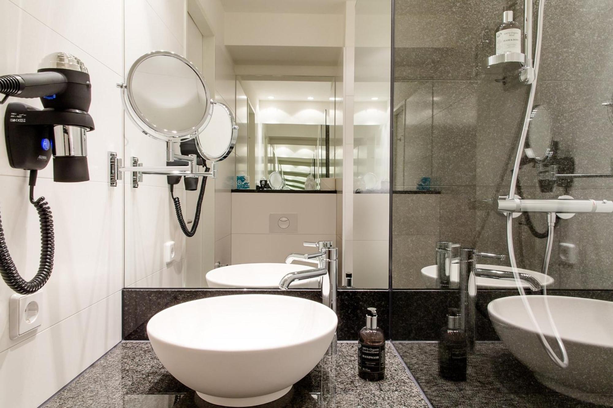Motel One Stuttgart-Bad Cannstatt Bagian luar foto