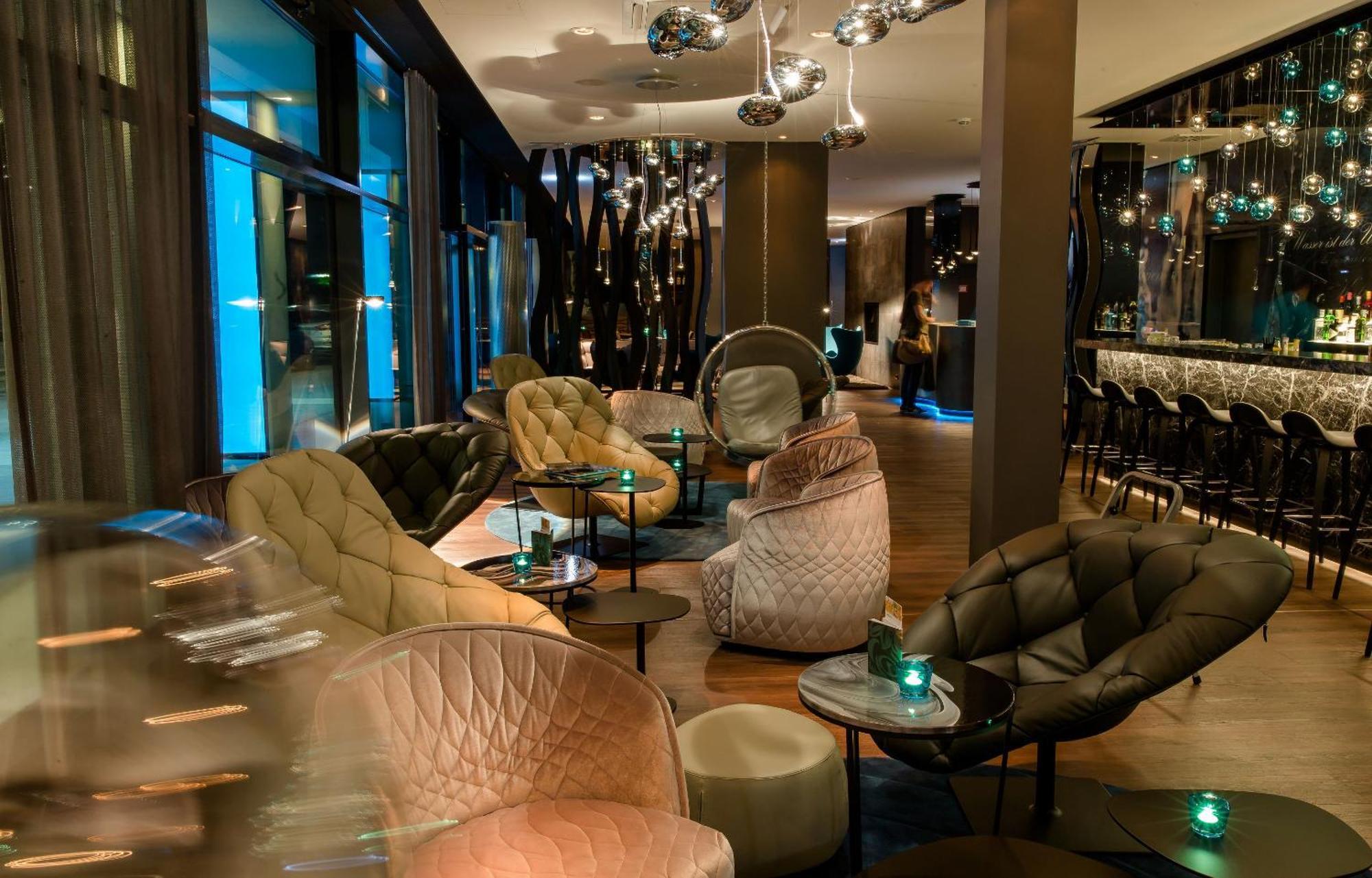 Motel One Stuttgart-Bad Cannstatt Bagian luar foto