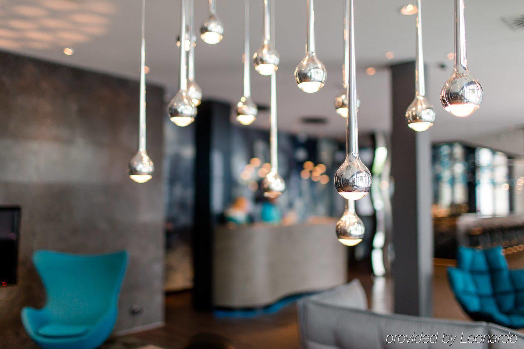 Motel One Stuttgart-Bad Cannstatt Bagian luar foto