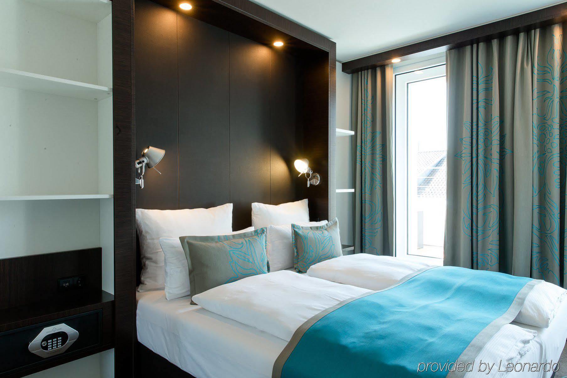 Motel One Stuttgart-Bad Cannstatt Bagian luar foto
