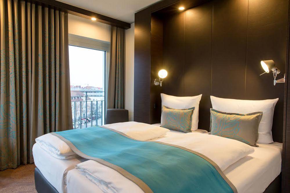 Motel One Stuttgart-Bad Cannstatt Bagian luar foto
