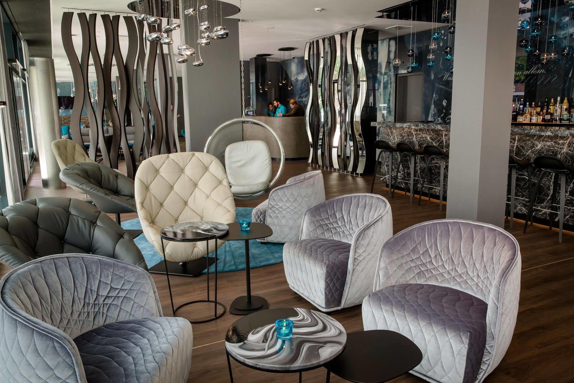 Motel One Stuttgart-Bad Cannstatt Bagian luar foto